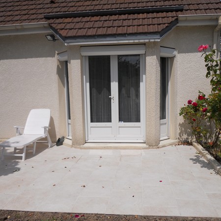 Courtier en travaux : aménagement d'une terrasse à Saint Jean de La Ruelle, avec Travaux Tranquil