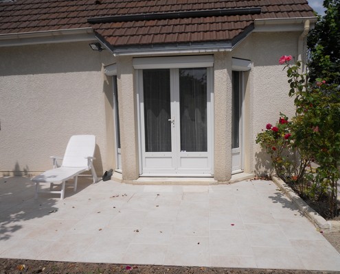 Courtier en travaux : aménagement d'une terrasse à Saint Jean de La Ruelle, avec Travaux Tranquil